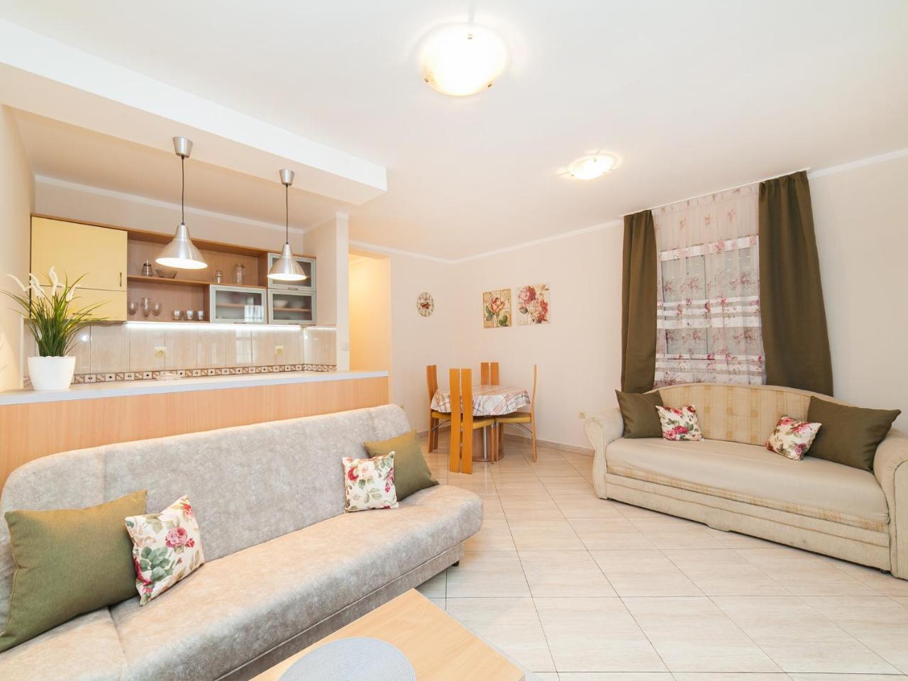Apartment Spin Budva
